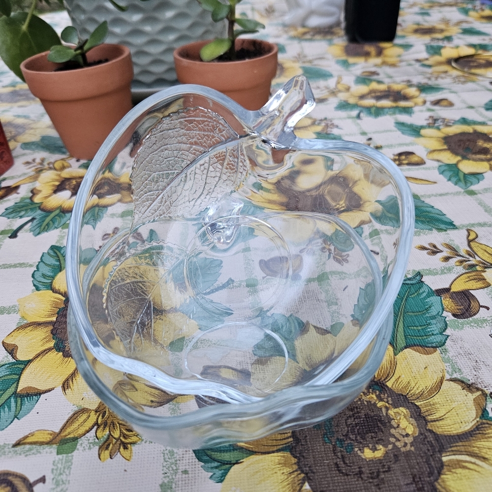 Clear Glass Apple Shaped Bowls